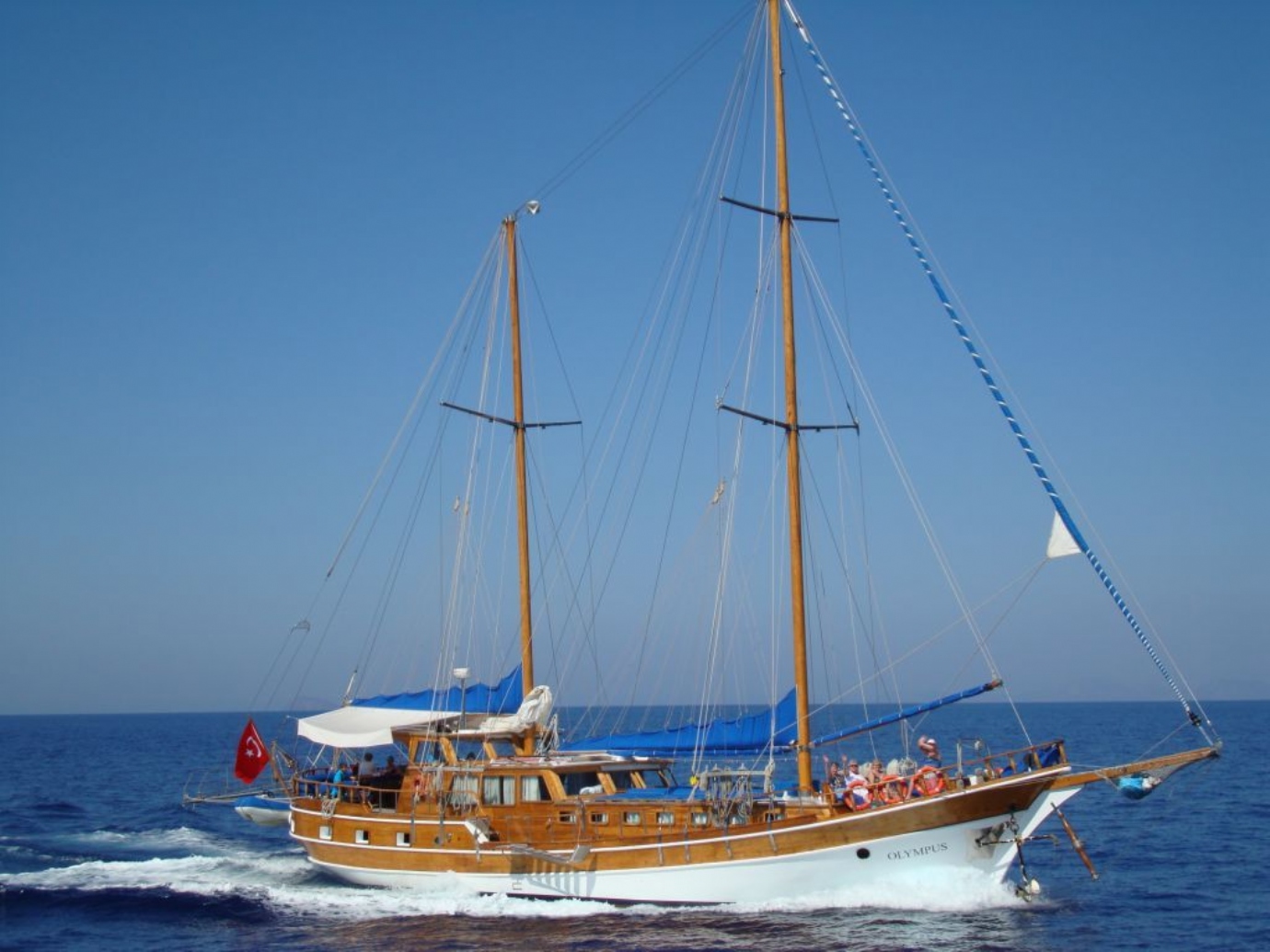 4 Day Fethiye to Olympos Blue Cruise Cabin Charter 1