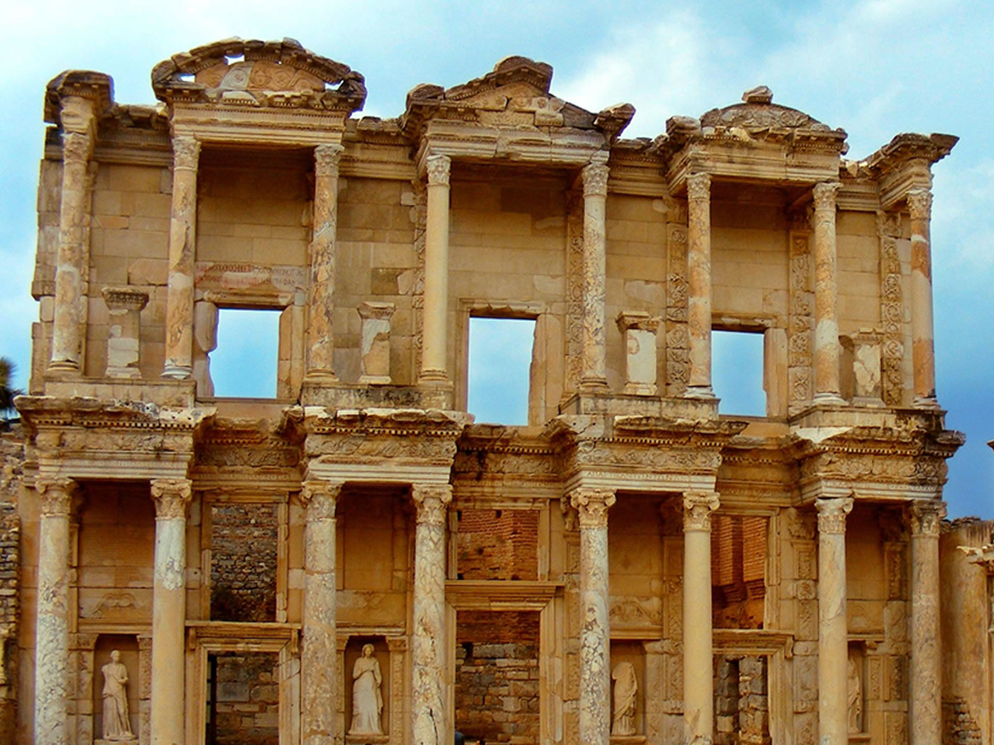 4 Day Ephesus, Pamukkale, Pergamon, Troy, Gallipoli Tour 1